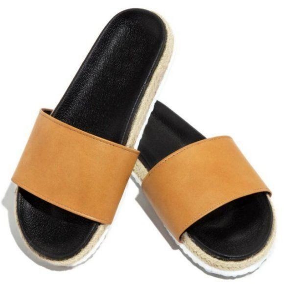 Shoes - !! NEW !! Tan Espadrille Slides